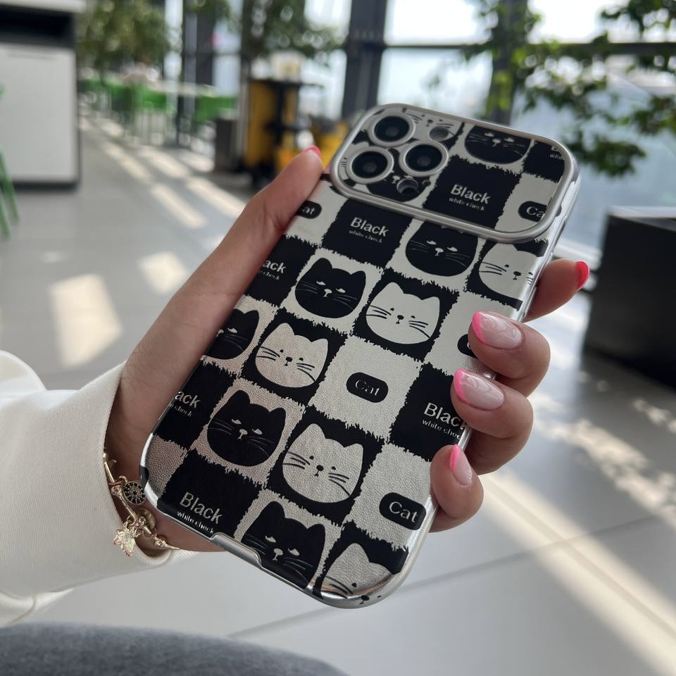 قاب آیفون Black Cat Cube